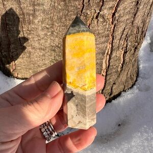 Bumblebee (3) Jasper tower | crystal